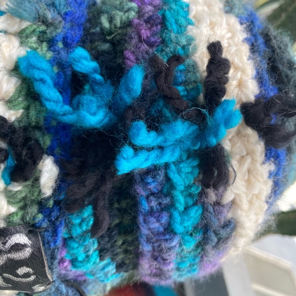 Hand Crocheted Beanie Hat-Great Gift - Picture 8 of 12